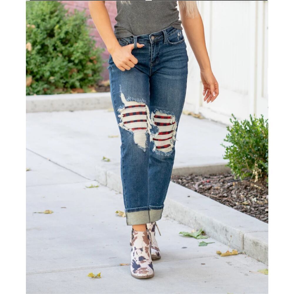Judy Blue Buffalo Plaid Patch Mid Rise Boyfriend Jeans Womens Size 3/26 *EUC